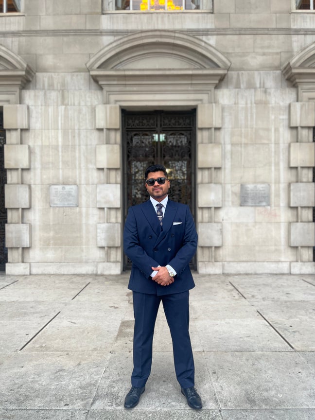 Professional Man for buddy up (Ensuite preferred) Main Photo