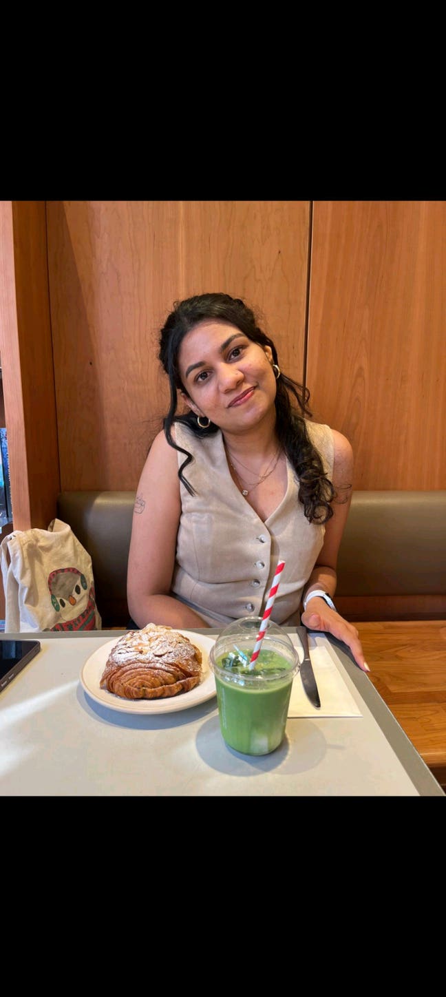 I am a professional female aged 26. I am look... Main Photo