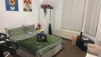 Looking for someone to take over my tenancy  Main Photo