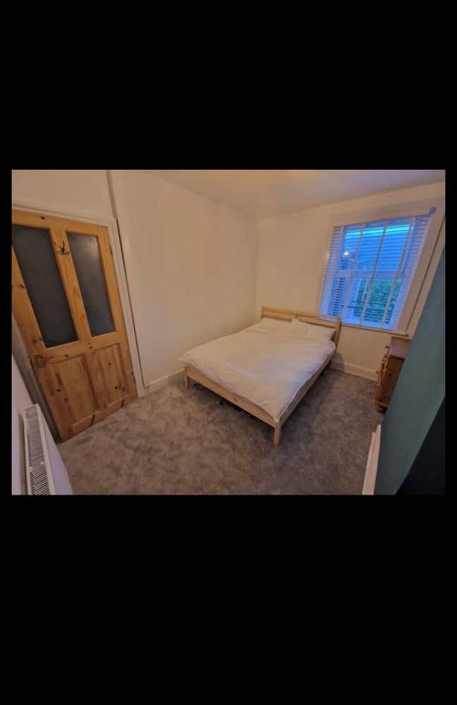 Bills included! Friendly houseshare near the Quay Main Photo