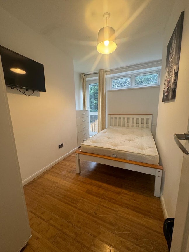 Double Room in Putney Heath Main Photo