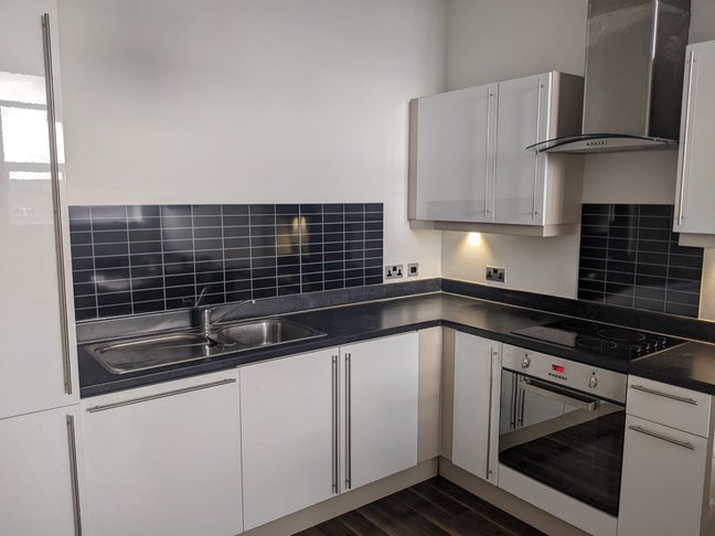 Room Available in a Shared House - Bolton Main Photo