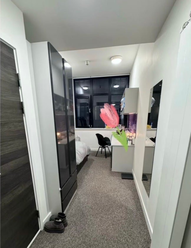 Spacious Premium Ensuite at Clifton House-Glasgow Main Photo