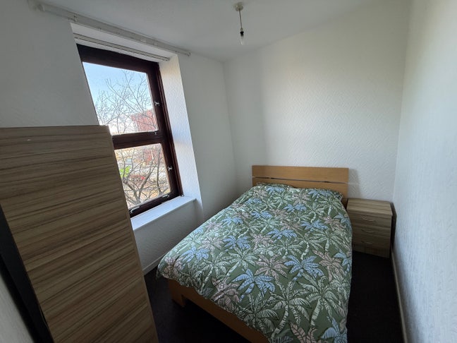 Furnished Room Available, Near City Centre. Main Photo