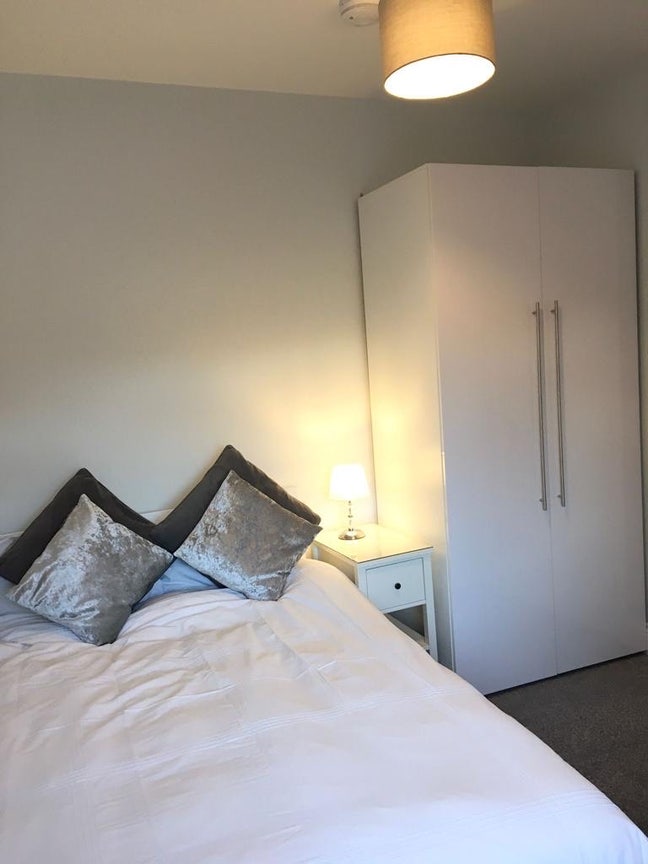 Beautiful Large Double Room From &pound;775  Main Photo
