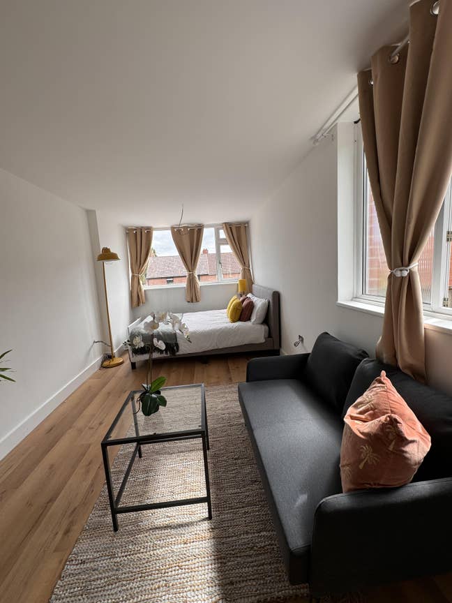 Private Studio for Rent in Bristol – All Bills Inc Main Photo