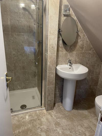 Large Double En suite Room Main Photo