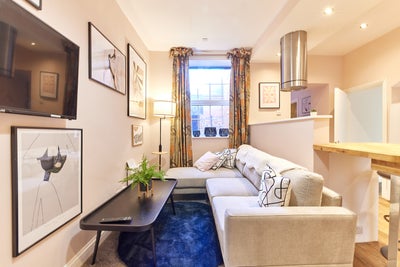 Student Room- Available Now, Double Room Main Photo