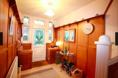 Double Room Available in All-Girls House – Redland Main Photo