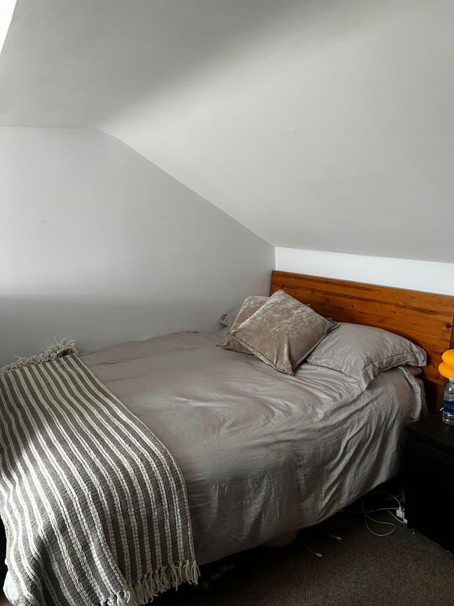 Large Double Room in Fulham Main Photo