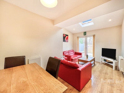 Timplerley Home From Home - Beautiful House Main Photo