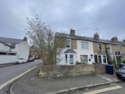 Room available in two-person, furnished houseshare Main Photo