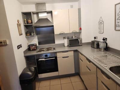 Spacious 1 Bed Apartment | Fully Furnished | City  Main Photo