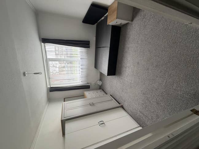 Newly Renovated Single Room Flat Share Main Photo