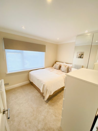  a Cosy Room **Great Location**Female Pref Main Photo