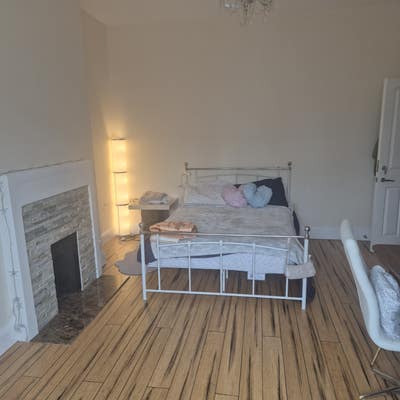 Short term room available in leafy Muswell Hill Main Photo