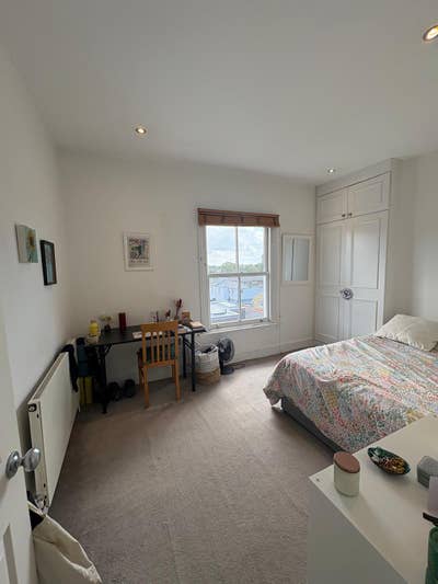 Large, bright, quiet room in Balham/Clapham Main Photo