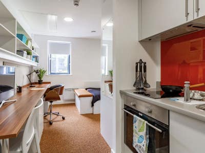 Studio available in Newcastle Main Photo