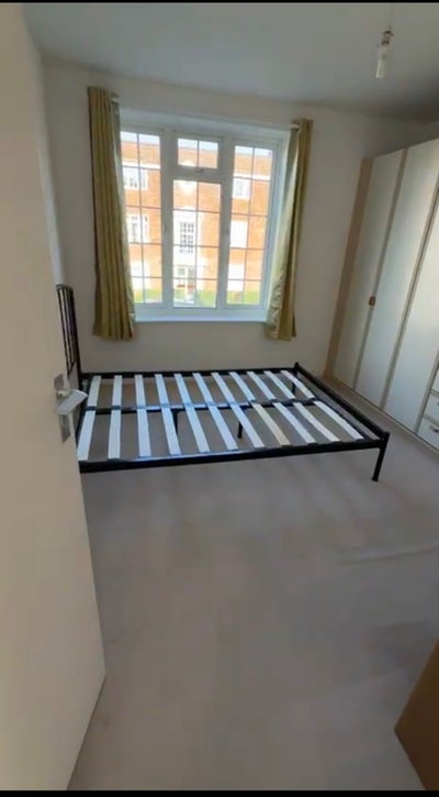 Double room Available for Rent Main Photo