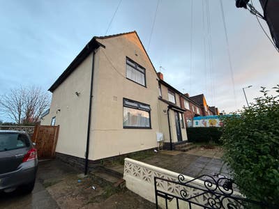 3 Rooms Available all bills included Fishponds Main Photo