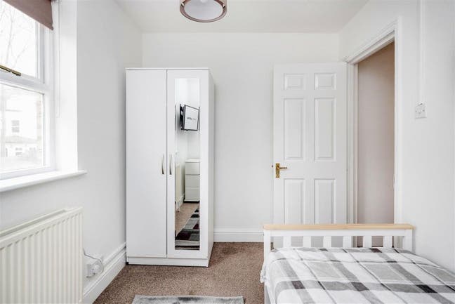 Cozy room in Chiswick for &pound;880  Main Photo