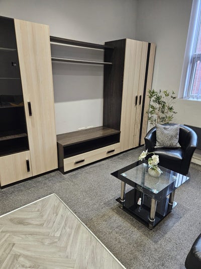 Apt 5 Brand New  Main Photo