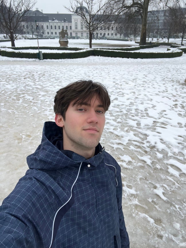 Placement student looking for roommates/buddyups!! Main Photo