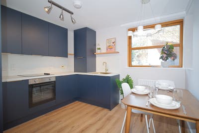 ✨ 2x Bright Double Rooms in Bow E3 Main Photo