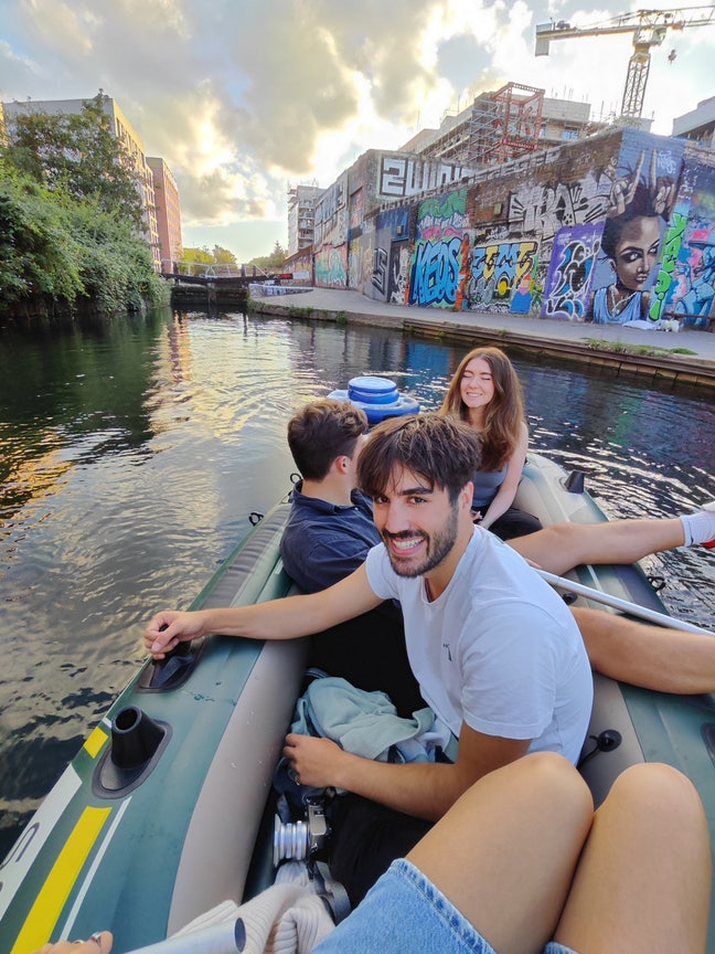 I have lived in London for 4 years now but cu... Main Photo