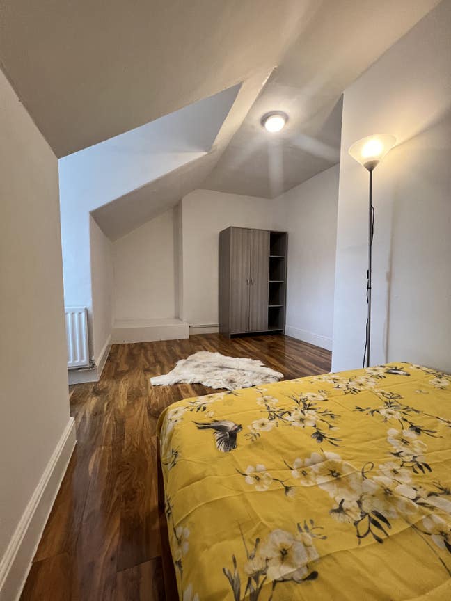 Stylish Student Room  Main Photo