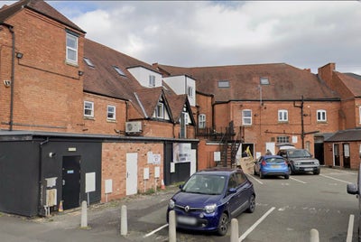 Perfect for QE & UOB Professional - Double Room Main Photo