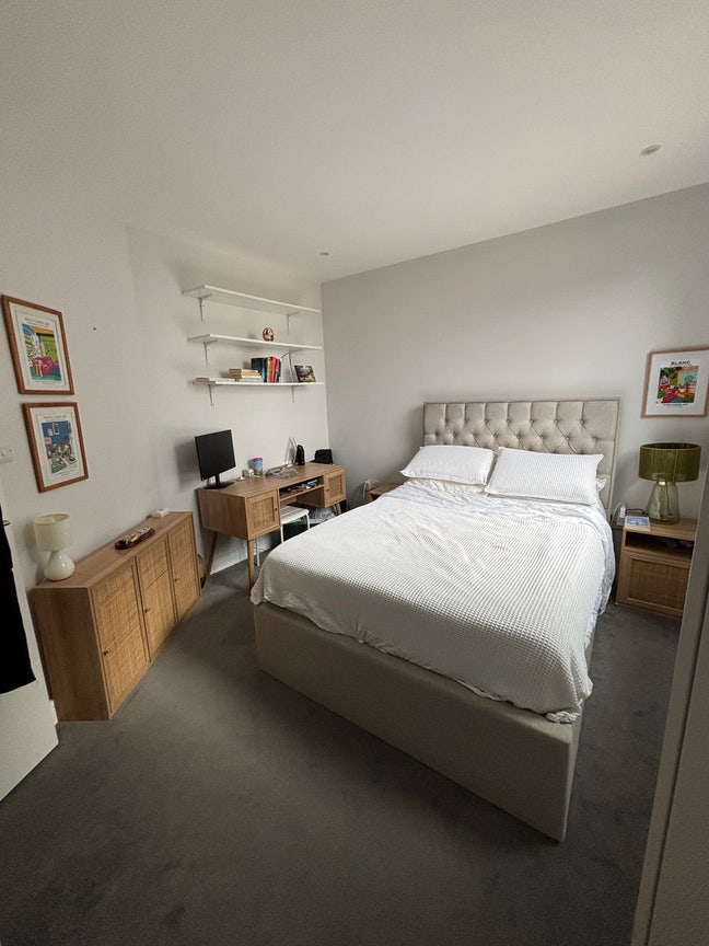 Beautiful Hackney Room Available  Main Photo