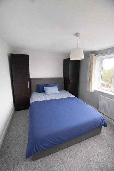 Double Room - &pound;680/month - Avialable from 1st May Main Photo