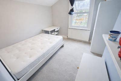 2 Double Room in Arnos Grove - 1 Min Station Main Photo