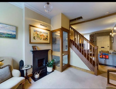 Lovely Bedroom  Main Photo