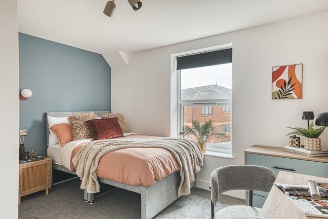 NEW Modern Studio & EnSuite Rooms | All Bills Inc  Main Photo