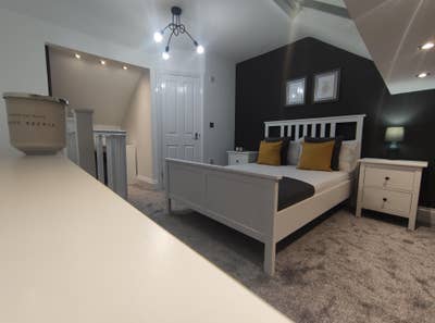 Amazing Room Available with own bathroom!! Main Photo