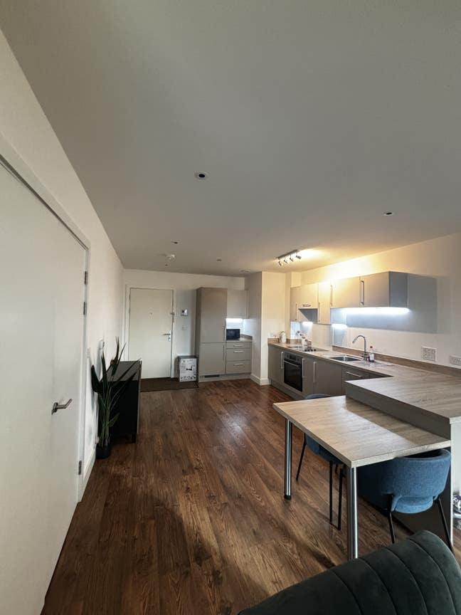 Modern Furnished 1-Bed Apartment with Balcony Main Photo