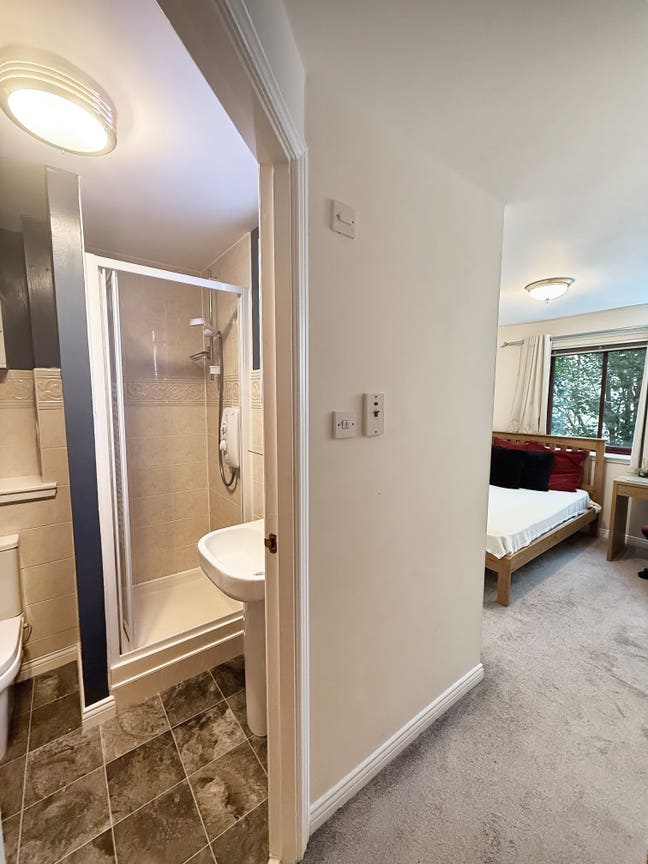 Ensuite Room for Rent. Edinburgh City Centre Main Photo