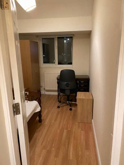 A single room is available. Main Photo