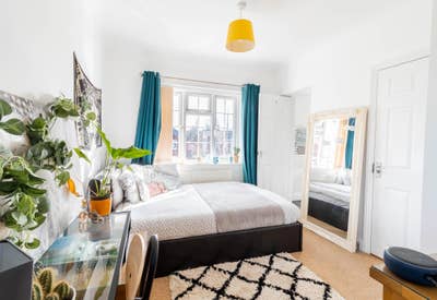 Come Join this Happy Houseshare w. Parking 😊 Main Photo