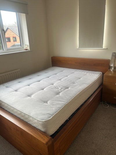 Room for rent Main Photo