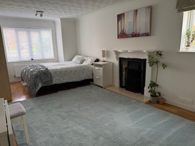 Large Ground Floor Room – Mon–Fri Only –  Main Photo