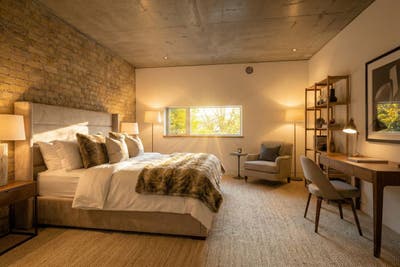 Private Room in Luxury Kensal Home – Pool & Sauna Main Photo