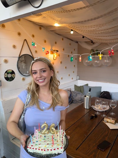 Looking for housemates or a double room! Main Photo