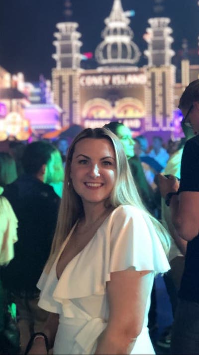 Flat needed by professional couple Main Photo