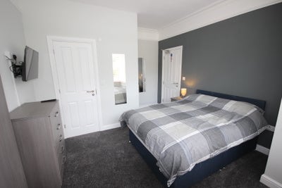 High Quality En suite Rooms To Let  Main Photo