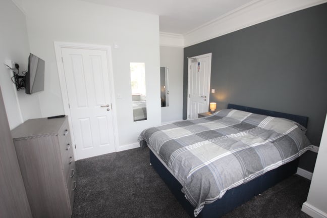High Quality En suite Rooms To Let  Main Photo