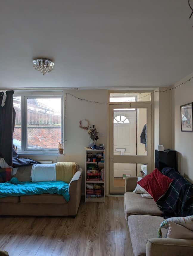 Short Let Possibility for Long Main Photo