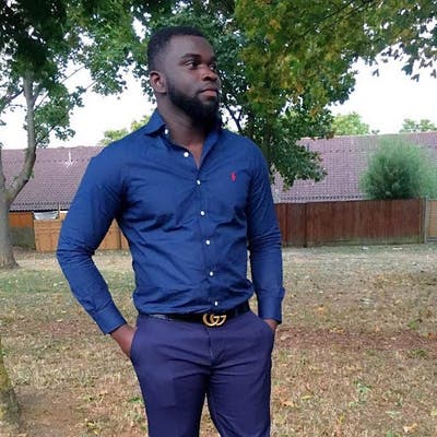 Professional Male seeks a single or double room Main Photo